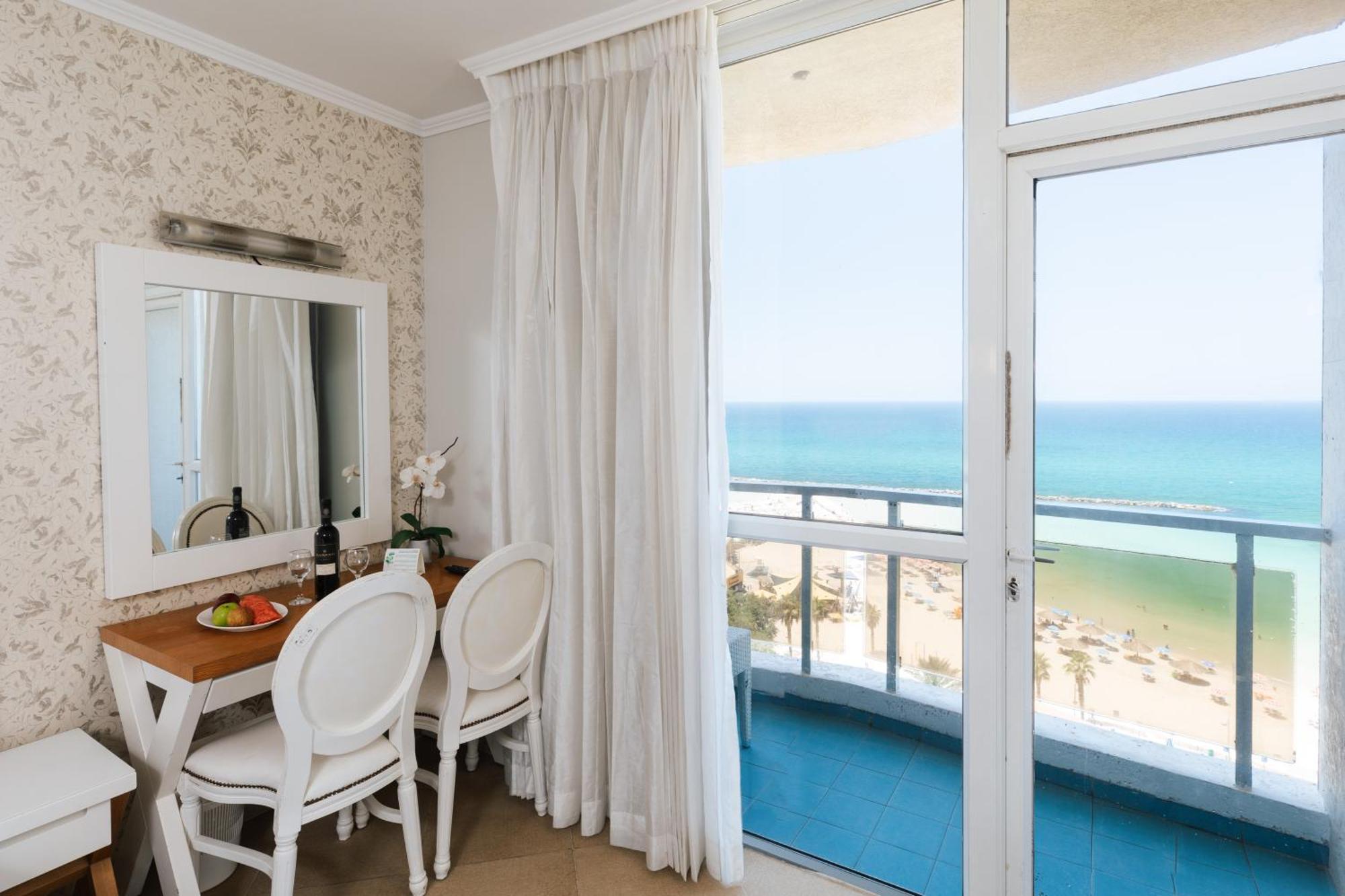 Residence Hotel Νετάνια Εξωτερικό φωτογραφία